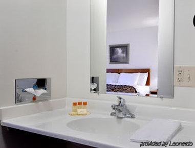 Econo Lodge Rice Lake Номер фото
